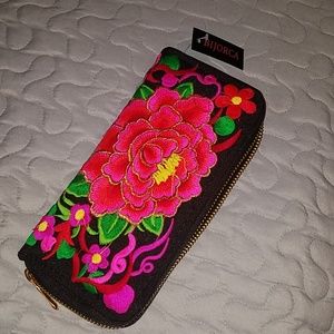 Embroidered wallet